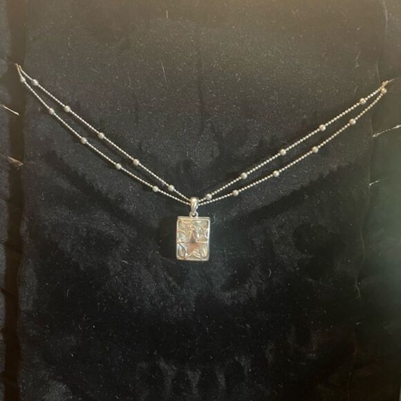 Double Stranded Reversible Crystal Star Pendant Necklace - Picture 5 of 14